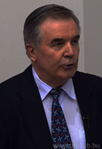 Prof. Bánfalvi Gáspár portréja